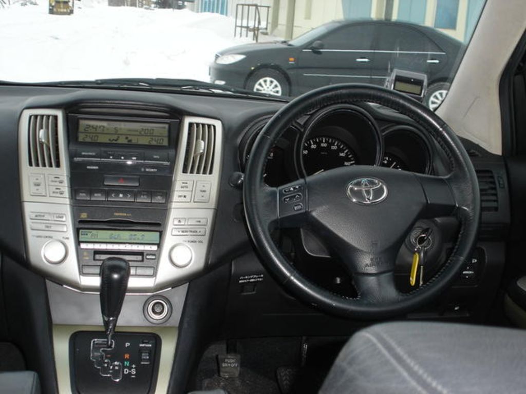 2003 Toyota Harrier