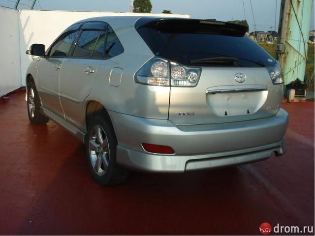 2003 Toyota Harrier