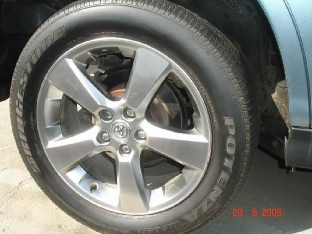 2003 Toyota Harrier