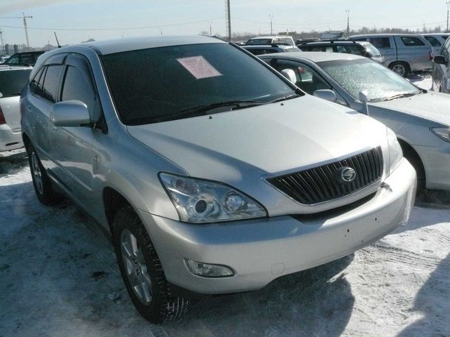 2003 Toyota Harrier