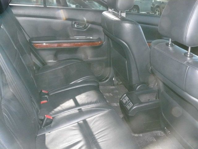 2003 Toyota Harrier