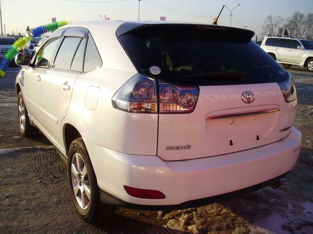 2003 Toyota Harrier