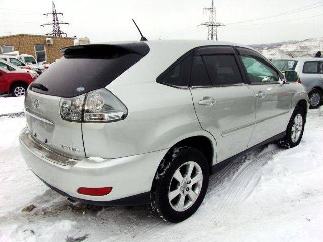2003 Toyota Harrier