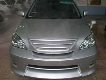 2003 Toyota Harrier
