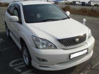 2003 Toyota Harrier