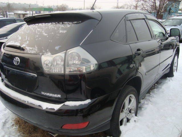 2003 Toyota Harrier