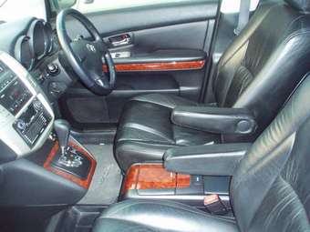 2003 Toyota Harrier