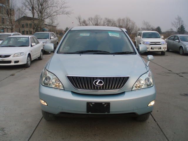 2003 Toyota Harrier