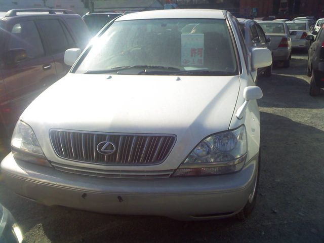 2003 Toyota Harrier