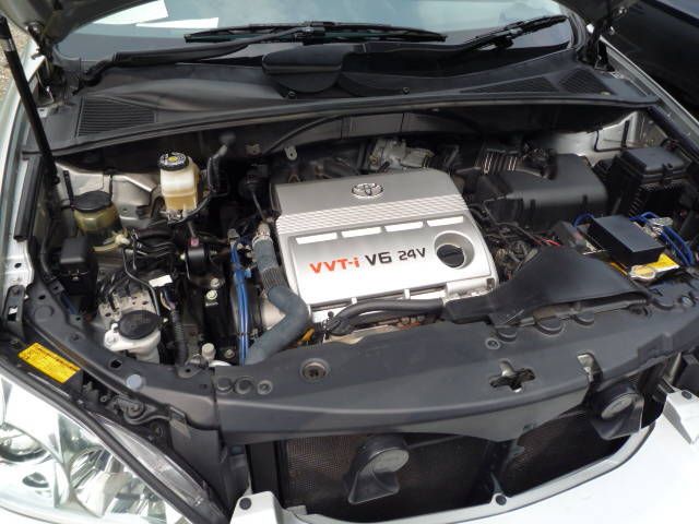 2003 Toyota Harrier