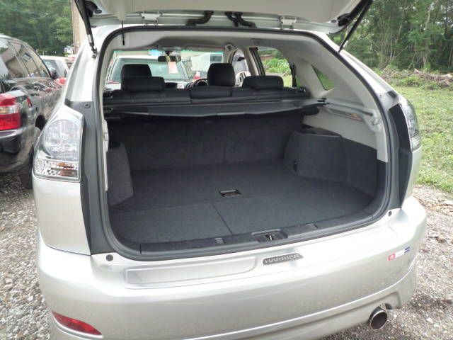 2003 Toyota Harrier