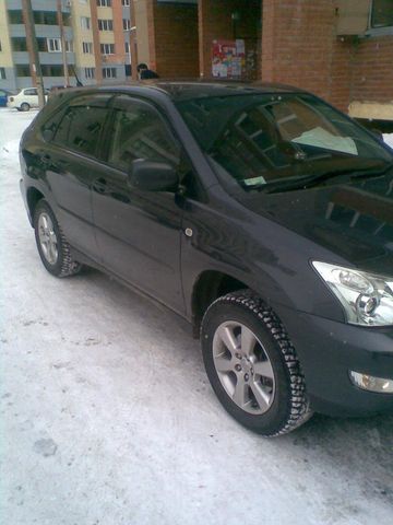 2003 Toyota Harrier