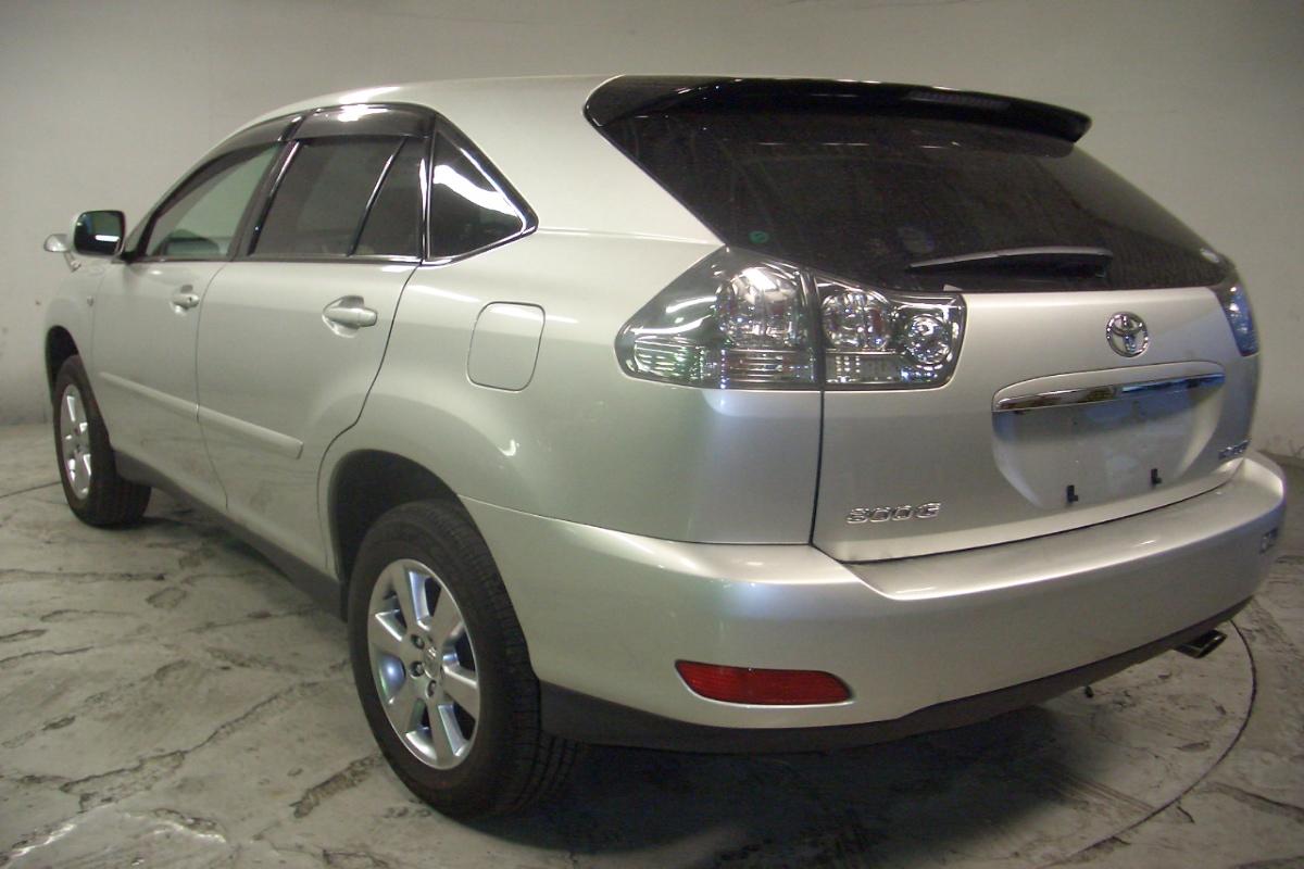 2003 Toyota Harrier Pictures
