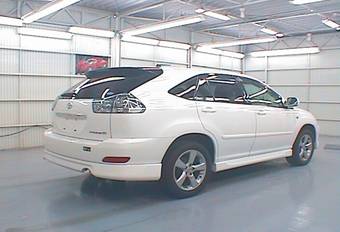 2003 Toyota Harrier Photos