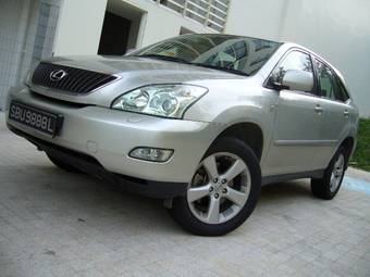 2003 Toyota Harrier Pictures