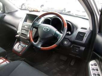 2003 Toyota Harrier Photos