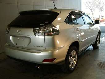 2003 Toyota Harrier Pictures