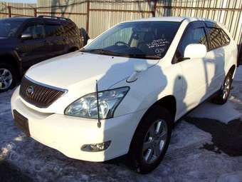 2003 Toyota Harrier Pictures