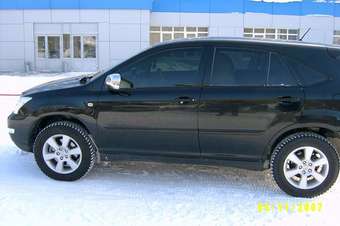 2003 Toyota Harrier Pictures