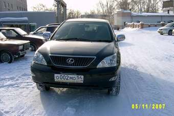 2003 Toyota Harrier Pics