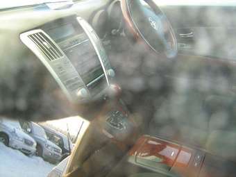 2003 Toyota Harrier Pics