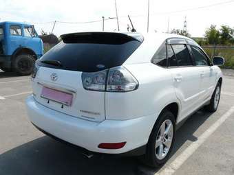 2003 Toyota Harrier Photos