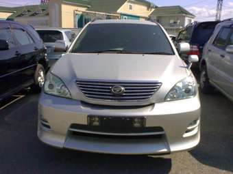 2003 Toyota Harrier Pics