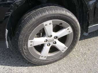 2003 Toyota Harrier Images