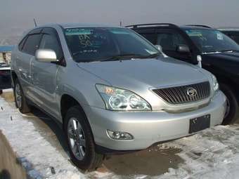 2003 Toyota Harrier Pictures