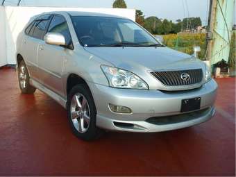 2003 Toyota Harrier Photos