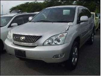 2003 Toyota Harrier Photos