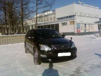 2003 Toyota Harrier Photos