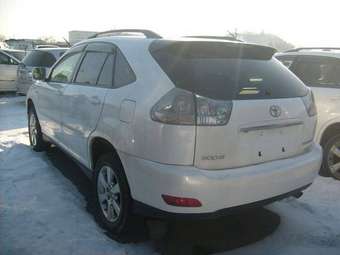 2003 Toyota Harrier Pics
