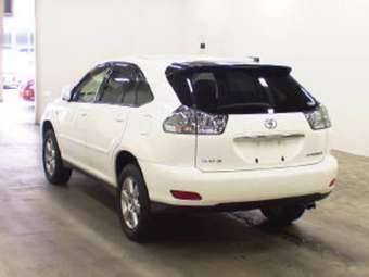 2003 Toyota Harrier Pictures