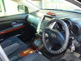 2003 Toyota Harrier Pictures