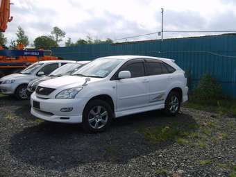 2003 Toyota Harrier Pictures