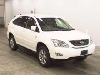 2003 Toyota Harrier Photos
