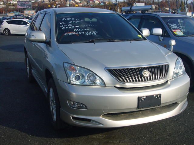 2003 Toyota Harrier