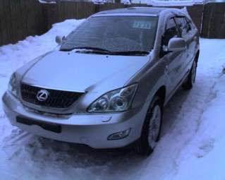2003 Toyota Harrier Photos