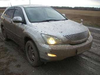 2003 Toyota Harrier