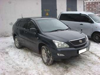 2003 Toyota Harrier Photos