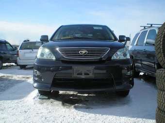 2003 Toyota Harrier Photos