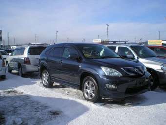 2003 Toyota Harrier Pictures