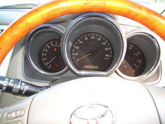 2003 Toyota Harrier Pictures