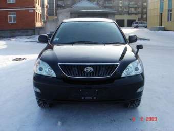 2003 Toyota Harrier Pictures