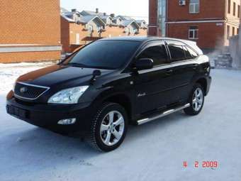 2003 Toyota Harrier Pictures