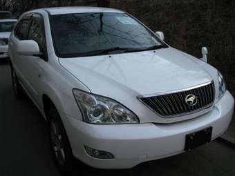 2003 Toyota Harrier Pictures