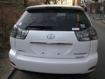 2003 Toyota Harrier Pics