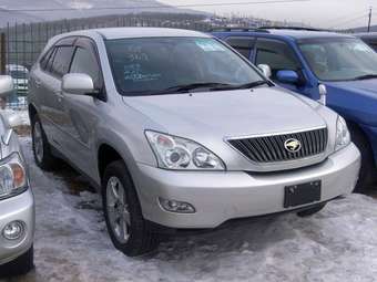 2003 Toyota Harrier Pictures