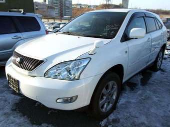 2003 Toyota Harrier Pictures